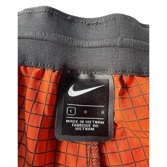 Nike Men's Sz L Sportswear Tech Pack Grid Woven Shorts Black Orange AR1584-060 - Picture 4 of 11